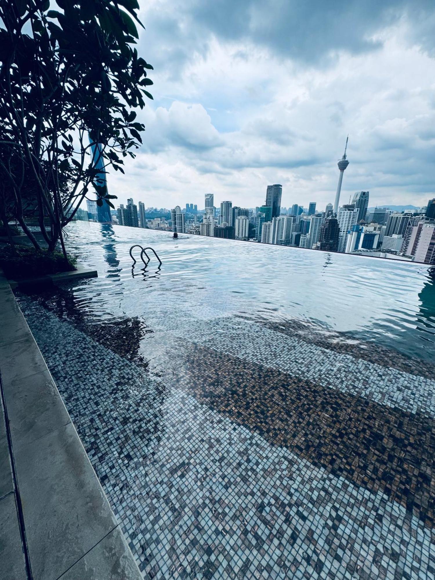 Luxury Suites At Axon Residence Kuala Lumpur Exteriör bild
