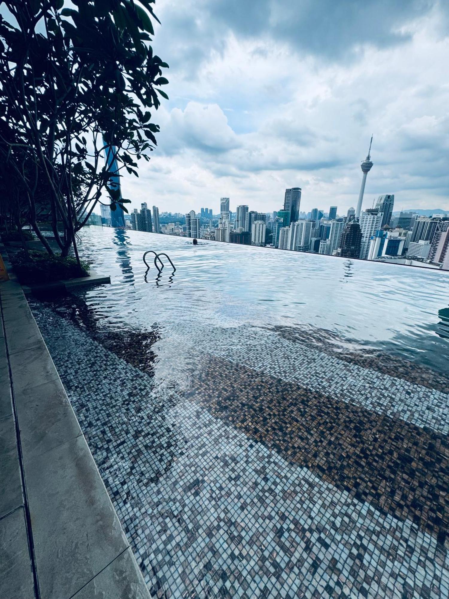Luxury Suites At Axon Residence Kuala Lumpur Exteriör bild