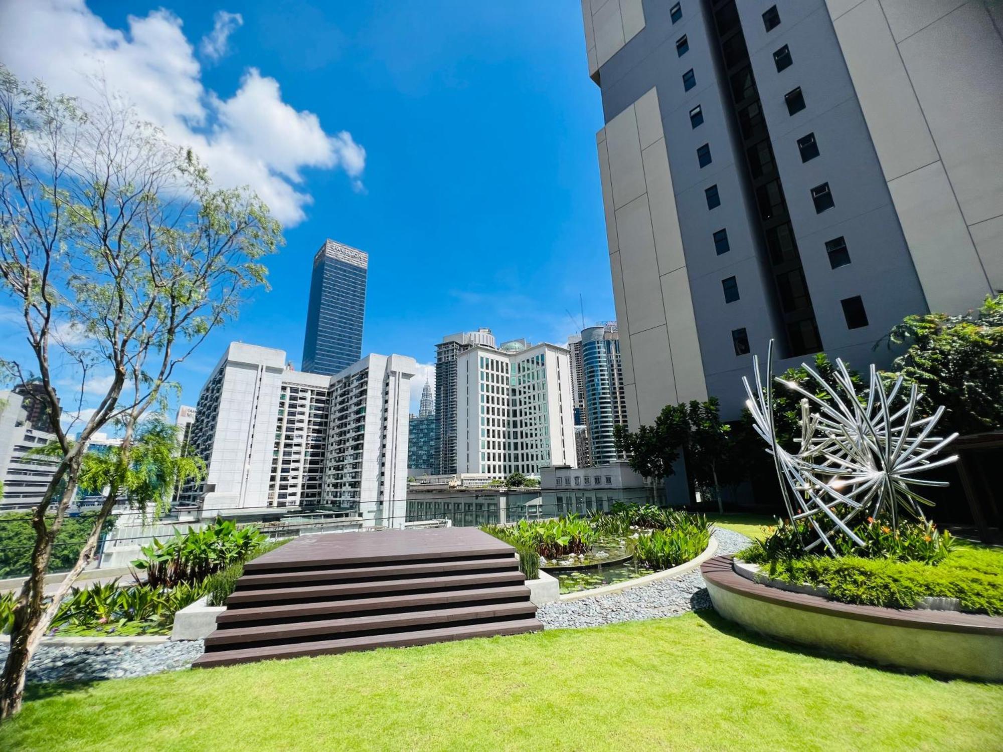 Luxury Suites At Axon Residence Kuala Lumpur Exteriör bild